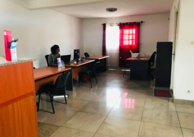 open-space-redzone-antsakaviro-coworking-antananarivo